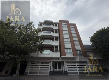 Departamento · 4 Ambientes · 1 Cochera · Departamento en Ramos Mejia