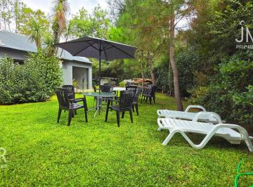Casa · 227m² · 4 Ambientes · 2 Cocheras · Casa en Los Lagartos | Lote 803 m² | Pileta | Financiación | Km 46