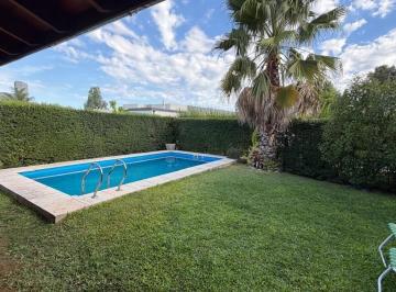 Casa · 120m² · 4 Ambientes · Casa en Venta en Los Arces, La Cañada de Pilar, Pilar