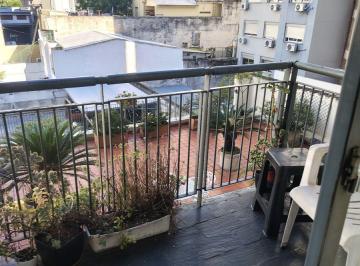 Departamento de 1 ambiente, Villa Urquiza · Muy Buen! Ambiete de 7.50 X 3.50 Contrafrente con Balcon Baño y Cocina Separada, Muy Luminoso
