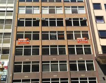 Oficina comercial · 471m² · 17 Ambientes · 5 Cocheras · Edificio con Seguridad 24hs - 5 Cocheras - Pisos 13 y 14 - Inmejorable Ubicación!