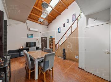 PH · 93m² · 5 Ambientes · Cnel Apolinario Figueroa 2050 Amplio PH Al Fondo con Terraza | Sin Expensas |