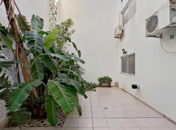 PH · 67m² · 3 Ambientes · PH en Venta de 3 Ambientes con Patio