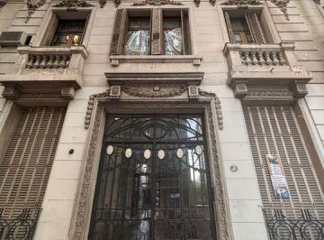 Bme.Mitre Frente.jpeg · Departamento en Venta 4 Ambientes Almagro Doble Altura Luminoso