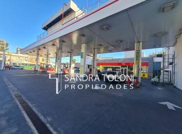 Fondo de comercio · 733m² · 5 Cocheras · Venta de Estación de Servicio Dual en Avellaneda