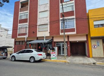 Departamento de 2 ambientes, Mar de Ajó · Departamento 2 Amb a Una Cuadra del Mar