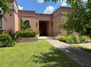 Casa · 133m² · 3 Ambientes · 1 Cochera · Casa Chalet en Venta en La Comarca, General Pacheco, Tigre