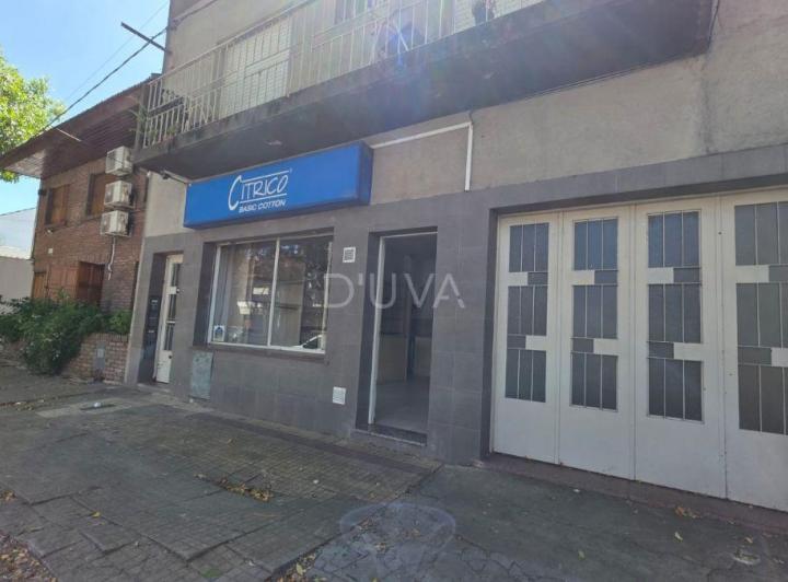 Local comercial · 80m² · 2 Ambientes · 1 Cochera
