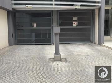 Garage · 20m² · Cochera Venta un Vehiculo Rampa Hormigon Centro Rosario