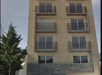 Departamento · 30m² · 1 Ambiente · 1 Cochera · Excelente Monoambiente Morón Centro con Cochera Descubierta
