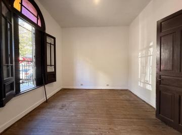 Casa · 109m² · 3 Ambientes · 1 Cochera · Casa en Rosario