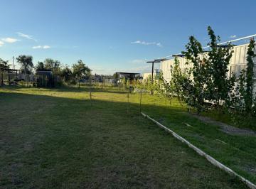 Terreno · 300m² · 2 Ambientes · 2 Cocheras · Venta de Lote Interno Parquizado en Barrio Semicerrado Toma Vehiculo Oportunidad