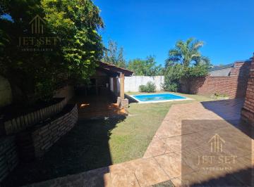Casa · 300m² · 7 Ambientes · 2 Cocheras · Gran Casa en Urca