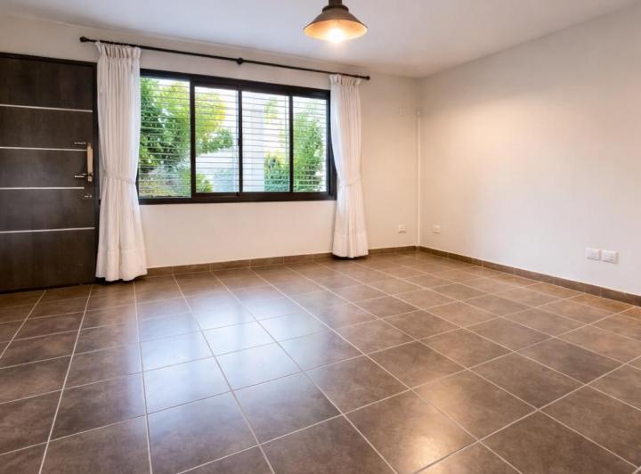Departamento · 80m² · 4 Ambientes · 1 Cochera