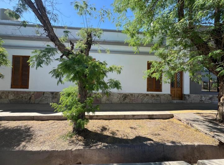 Oficina comercial · 6 Ambientes · 6 Cocheras