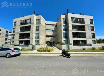 Departamento · 80m² · 2 Dormitorios · 1 Cochera · Departamento en Funes