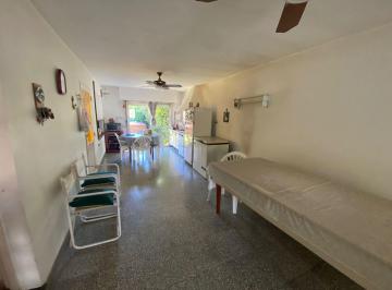 Casa · 128m² · 5 Ambientes · Casa en Venta. Alisal Entre Taborda y 12 de Octubre