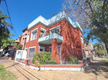 PH · 115m² · 4 Ambientes · PH Tipo Casa 3 Amb Villa Ballester Centro con Patio + 2 Amb