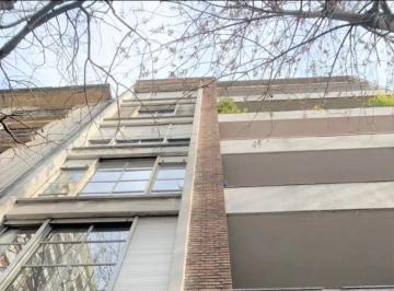 Frente Edificio Premiado · Dueño Vende Financiado Patio 3 Dorm 2 Baños Patio Cerca Rivadavia y Estación