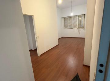 Entrada a Sala · Dueño Vende Financiado 3 Dorm 2 Baños Patio Cerca Rivadavia y Estación