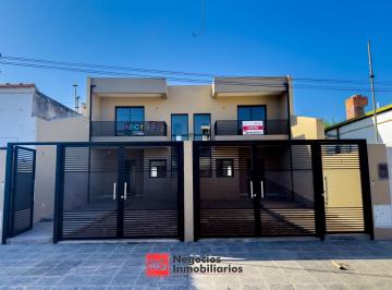 Casa de 3 ambientes, Salta · Duplex en Venta Apto Credito Sobre Calle Alsina Al 1200