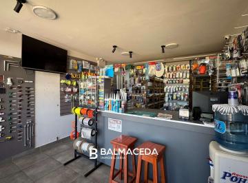 Local comercial · 130m² · 3 Ambientes · En Venta Fondo de Comercio - Ferreteria - Itaembe Guazu