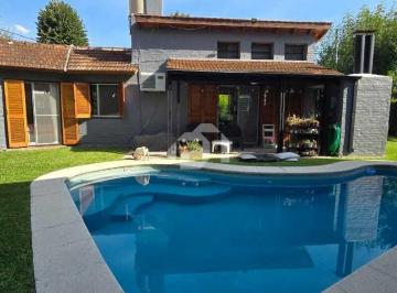 Casa · 61m² · 3 Ambientes · 2 Cocheras · Casa en Venta en Los Troncos, Pilar, G. B. a. Zona Norte