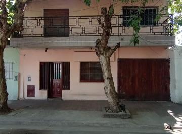 Fachada · Casa en 2 Plantas
