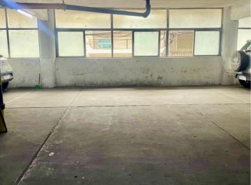 Garage · 100m² · Cochera - Centro