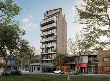 Departamento · 45m² · 2 Ambientes · Venta en Pozo Dos Ambientes Al Frente con Vista a Plaza Irlanda