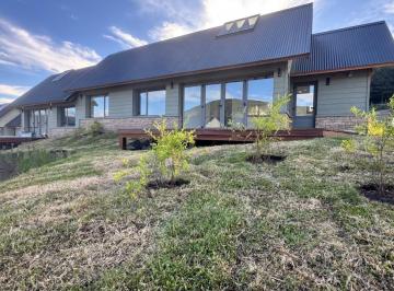 Casa · 65m² · 3 Ambientes · 2 Cocheras · Casa a Estrenar en Complejo 2 Dorm. | Barrio Cerrado | Los Ñires | San Martin de Los Andes