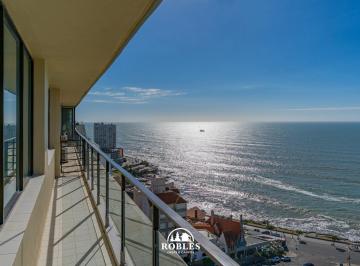 Departamento · 150m² · 5 Ambientes · 1 Cochera · Departamento Frente Al Parque San Martin y Al Mar