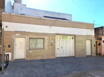 Oficina comercial · 206m² · 11 Ambientes · Oficina con Depósito en Munro