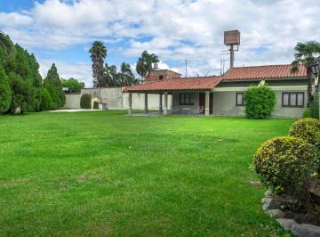 Casa · 200m² · 5 Ambientes · 2 Cocheras · Casa en Venta de 3 Dorm. en Derecho Viejo Al 100, B° Santa Ana, Salta Capital
