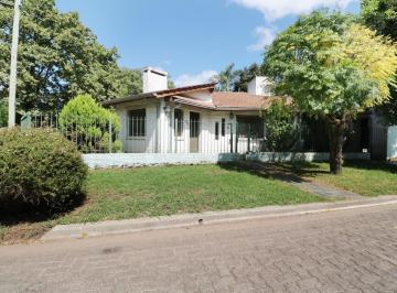 Casa · 909m² · 4 Ambientes · 12 Cocheras · Venta Casa en Parque Belén 4 Ambientes Vestidor Quincho Lavadero Jardin Lote Amplio Escobar