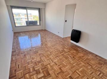 Departamento · 68m² · 3 Ambientes · Departamento de 3 Ambientes Reciclado!