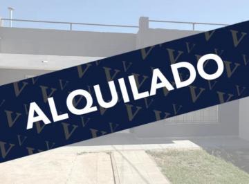 tres-de-febrero-loma-hermosa-alquiler-casa-4-ambientes · Casa en Loma Hermosa