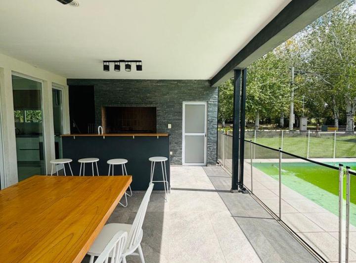 Casa · 100m² · 3 Ambientes