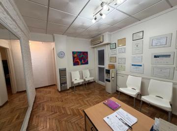 Departamento de 3 ambientes, Recoleta · Venta Departamento 3 Ambientes en Recoleta Sobre Av Santa Fe
