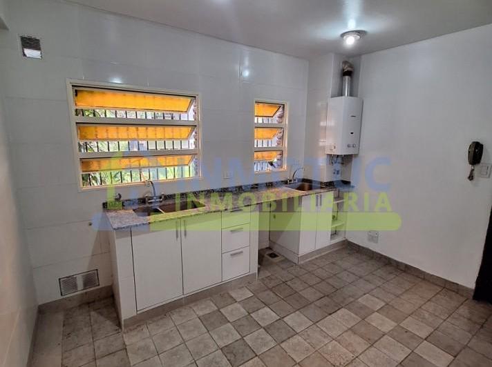 Departamento · 82m² · 8 Ambientes