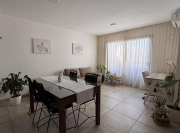 Departamento · 50m² · 2 Ambientes · 1 Cochera · Departamento 2 Ambientes Céntrico con Estacionamiento Tandil