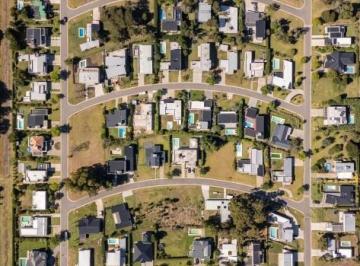 Terreno · 1m² · Lote en Venta Las Prunas