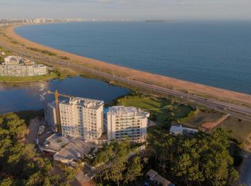 Departamento · 120m² · 4 Ambientes · 1 Cochera · Vendo Apartamento 3 Dorm. Punta del Este Primera Línea Poseidon