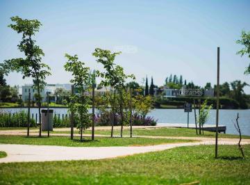 Terreno · 515m² · Terreno Lote en Venta en Casuarinas, Nordelta, Tigre
