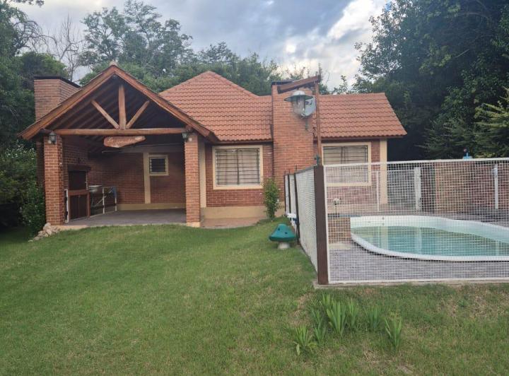 Casa · 100m² · 2 Ambientes