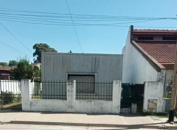 Casa · 1m² · 3 Ambientes · Casa Chalet en Alquiler en Wilde, Avellaneda, G. B. a. Zona Sur