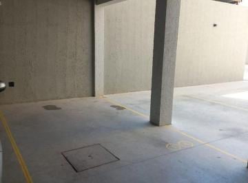 Garage · 18ha · Venta Cochera Techada en Banfield