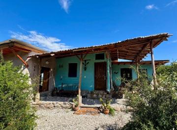Casa de 3 ambientes, Los Cocos · Casa en Venta en Los Cocos