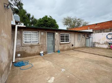 Casa de 2 ambientes, Bahía Blanca · Dos Casas Sobre un Mismo Terreno con Accesos Independientes