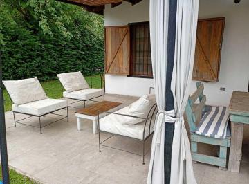 Casa · 135m² · 4 Ambientes · Casa Chalet en Venta en Manuel Alberti, Pilar, G. B. a. Zona Norte